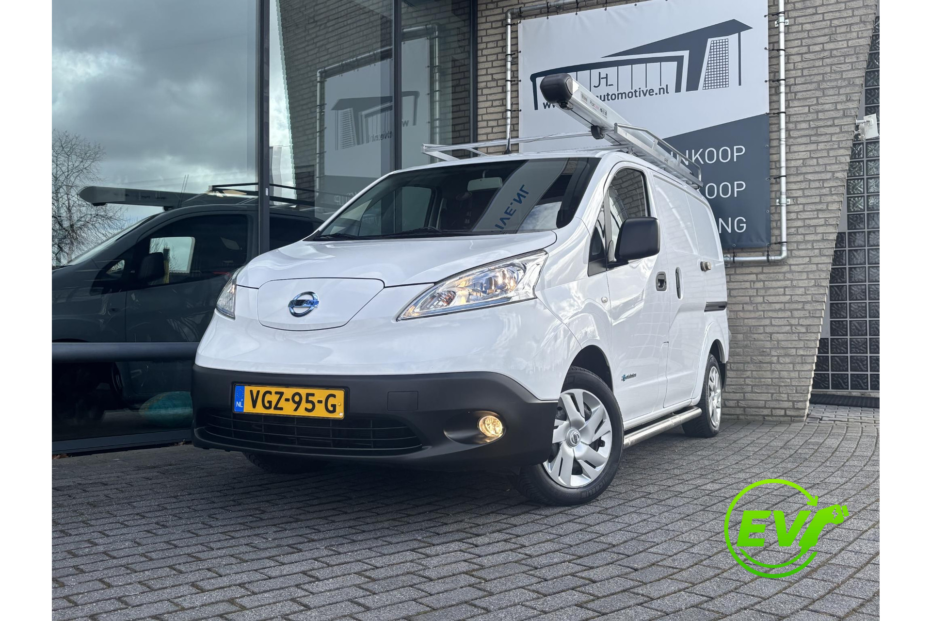 Nissan E-NV200 Optima 40 kWh*ECC*CRUISE*HAAK*CAM*INRICHTING*IMP.